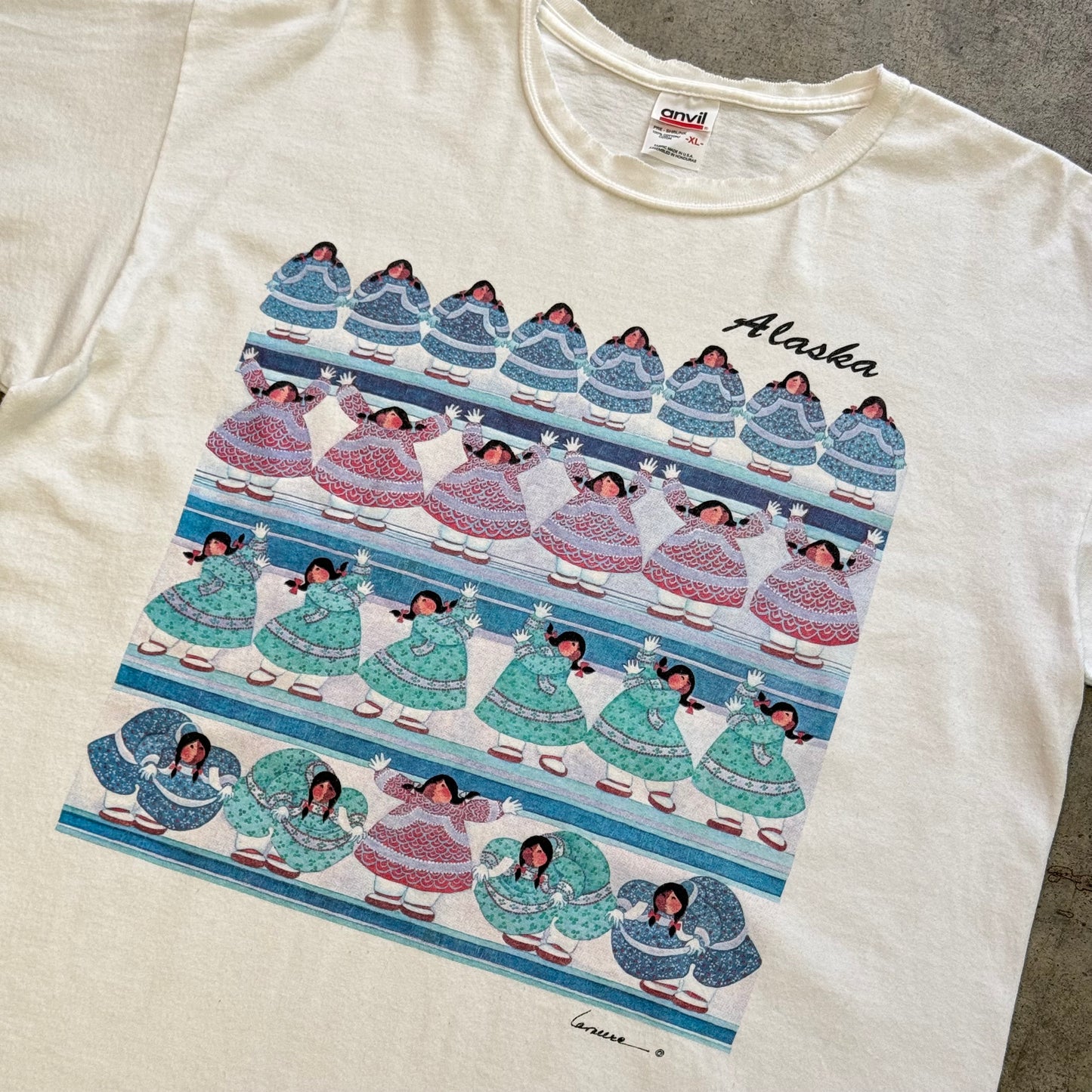 Vintage Alaska Graphic T-Shirt