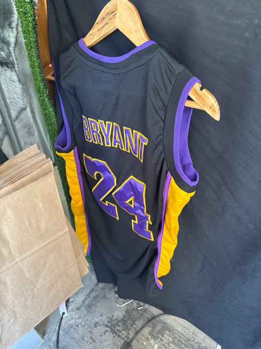 LA Lakers Bryant '24' Jersey