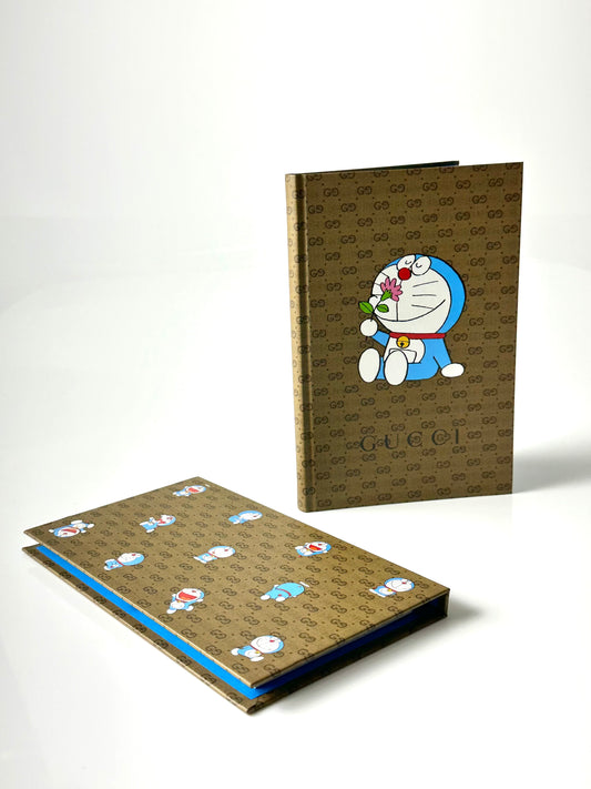 Livres Gucci Doraemon